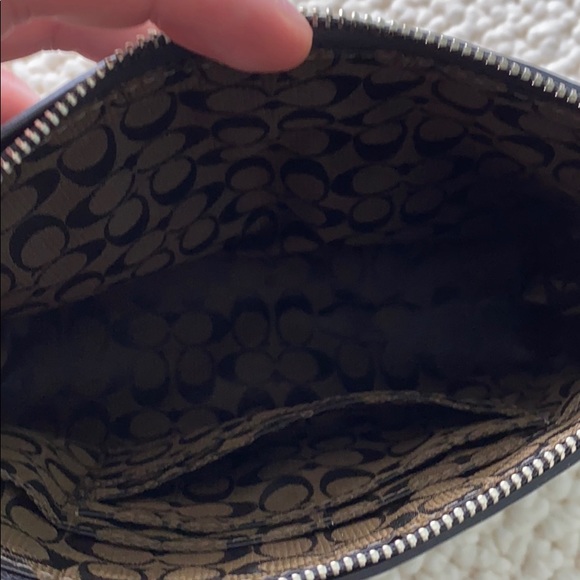 Mini Coach Wallet - Picture 3 of 3